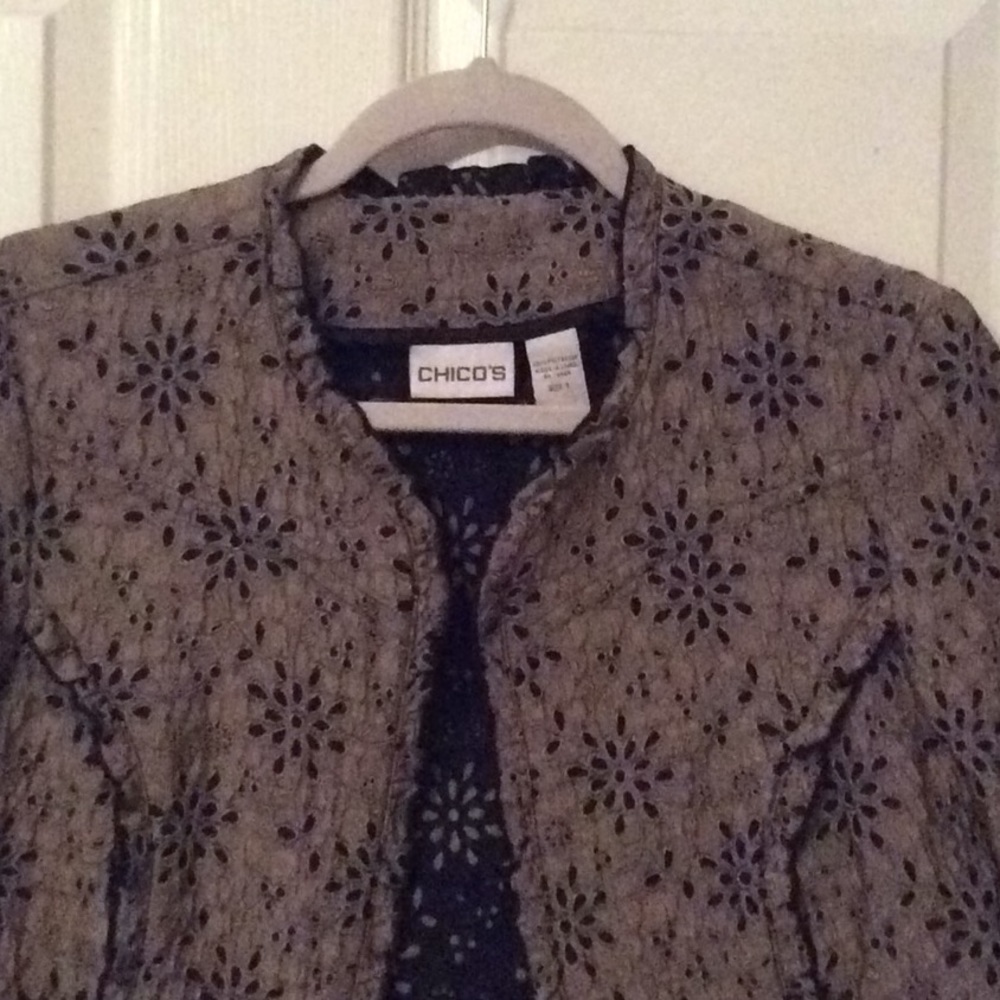 Chico’s jacket size 1 large